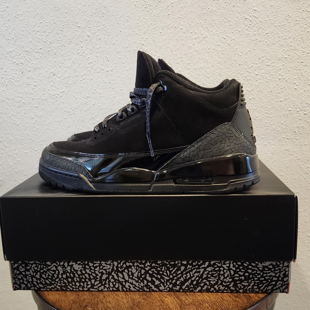 Jordan Men's Black Sneakers